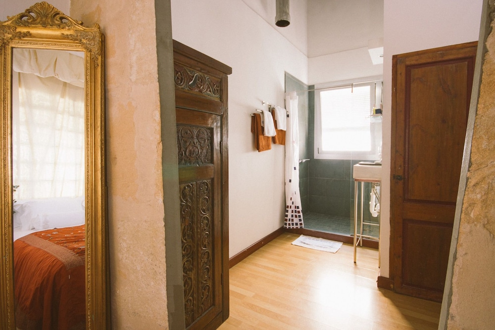 Design Double Room, 1 Double Bed, Private Bathroom photo 2