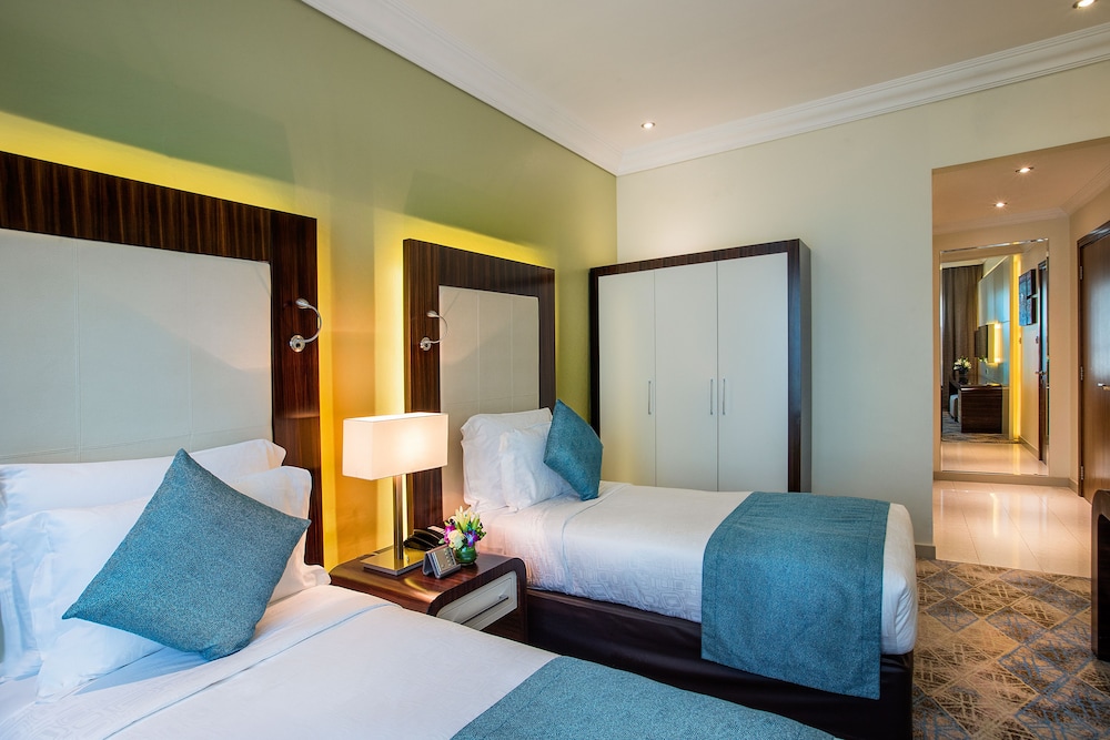 Suite, 2 Bedrooms photo 3