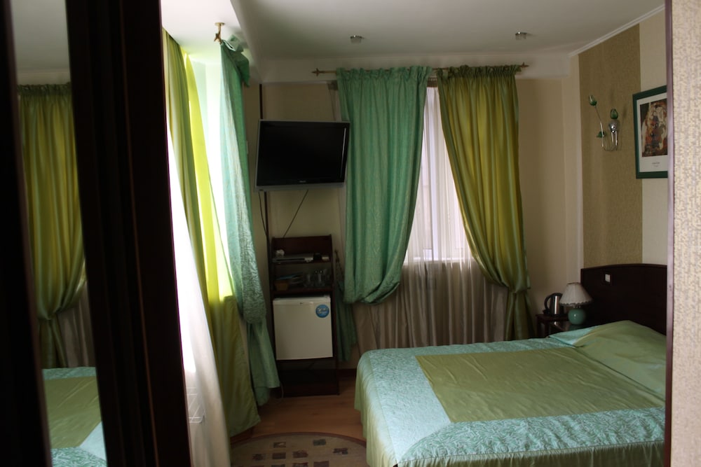Standard Double or Twin Room photo 1