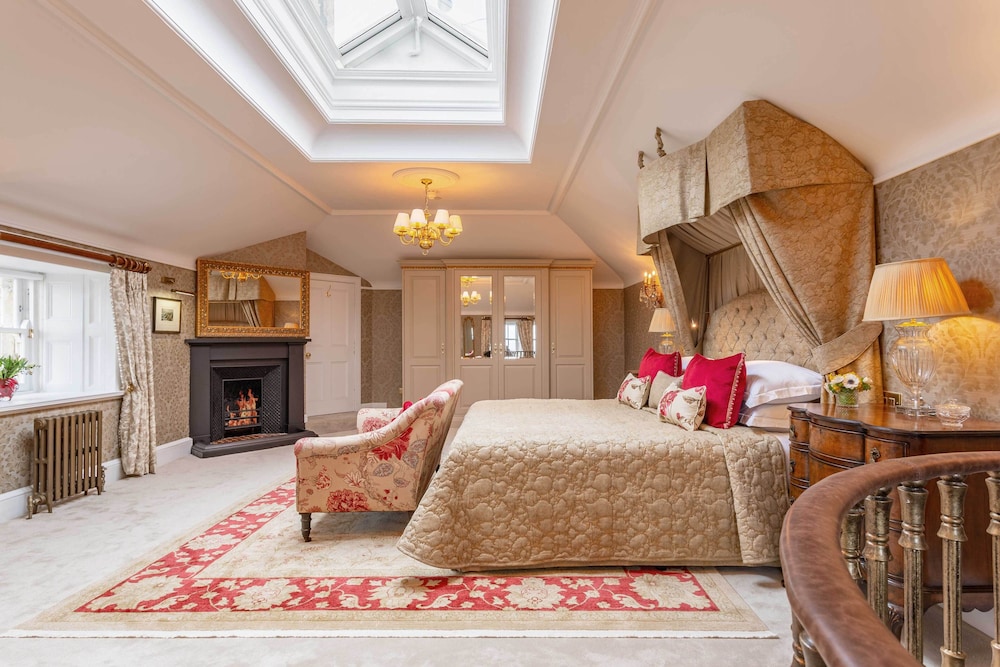 Luxury Apartment photo 2