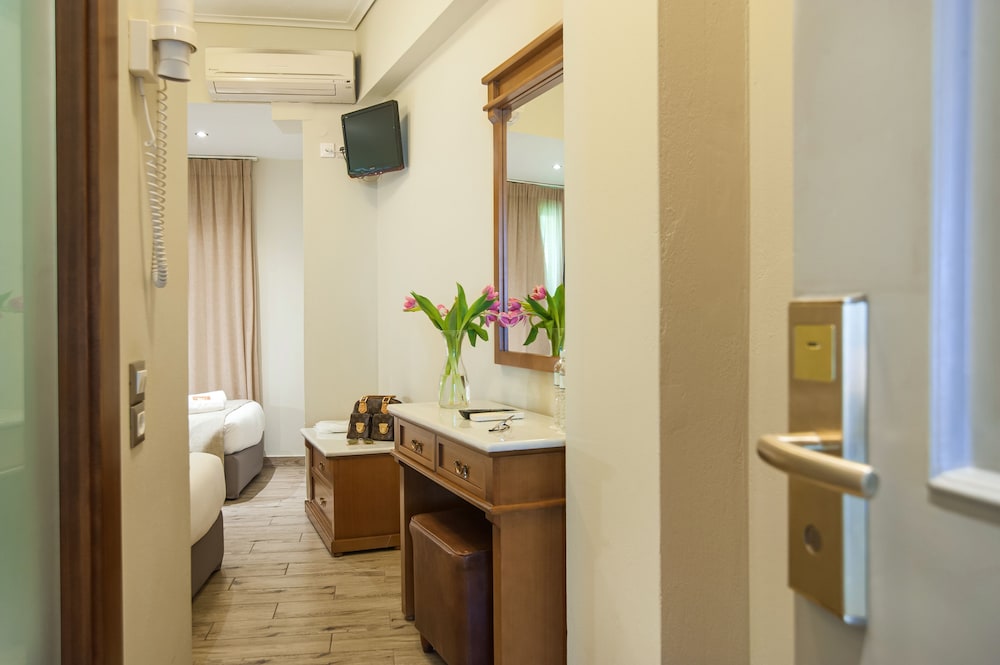 Special Offer Family Interconnecting Rooms - Photo 9