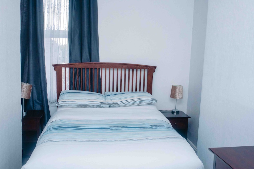 Family Apartment, Multiple Beds photo 3