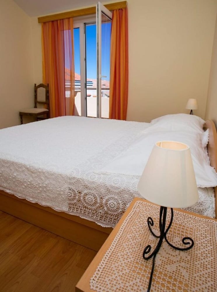 Apartment (Nera - 10 M From Beach - A2(2+1))