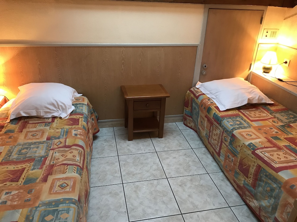 Suite, 2 Bedrooms, 2 Bathrooms (Mezzanine) - Photo 3