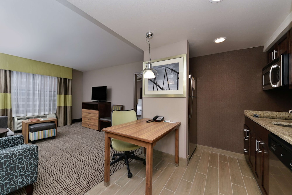Suite, Accessible, Non Smoking