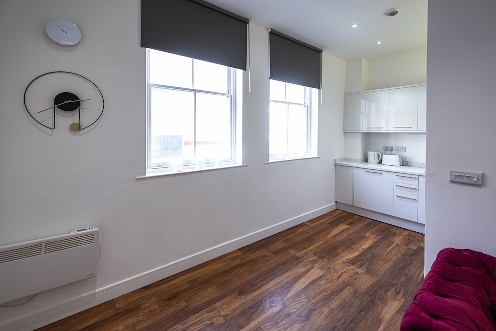 Executive Apartment, Ensuite, City View (Apt 1) - Photo 15