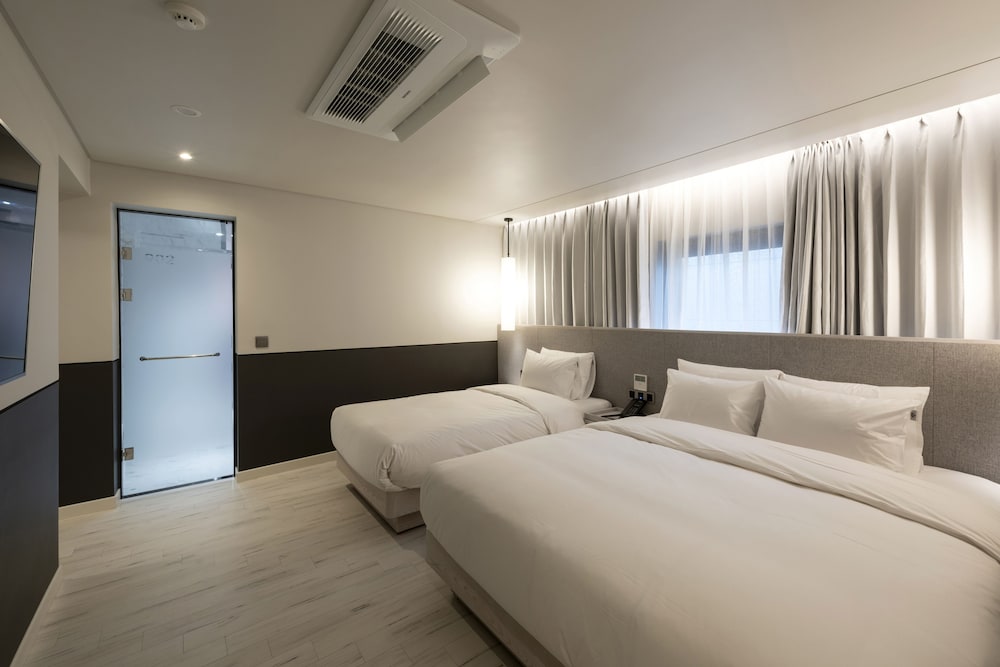 Presidential Suite, Terrace