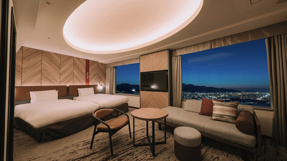 Club Twin Room Club Lounge access included (22nd floor and above, 42sqm), Non Smoking - Photo 4