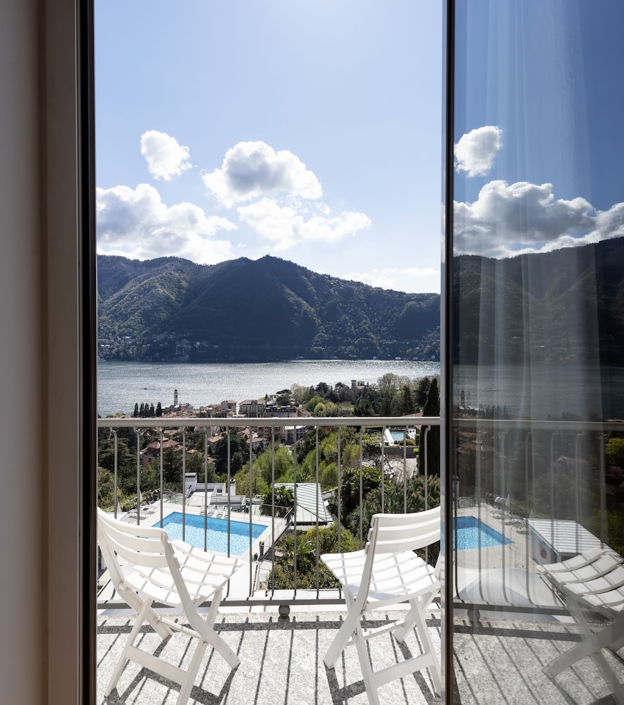 Junior Suite, Lake View - Photo 6