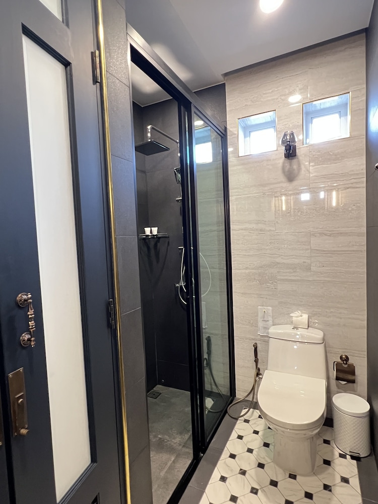 Deluxe Suite - Photo 4