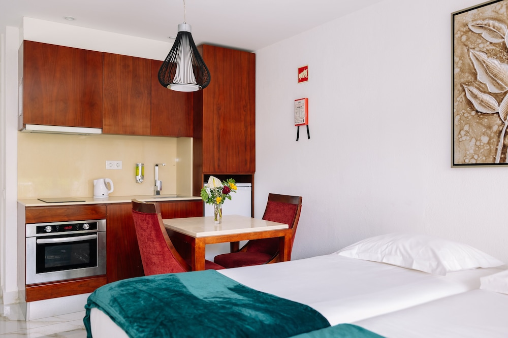 Standard Room, Terrace (2 Pax) - Photo 4