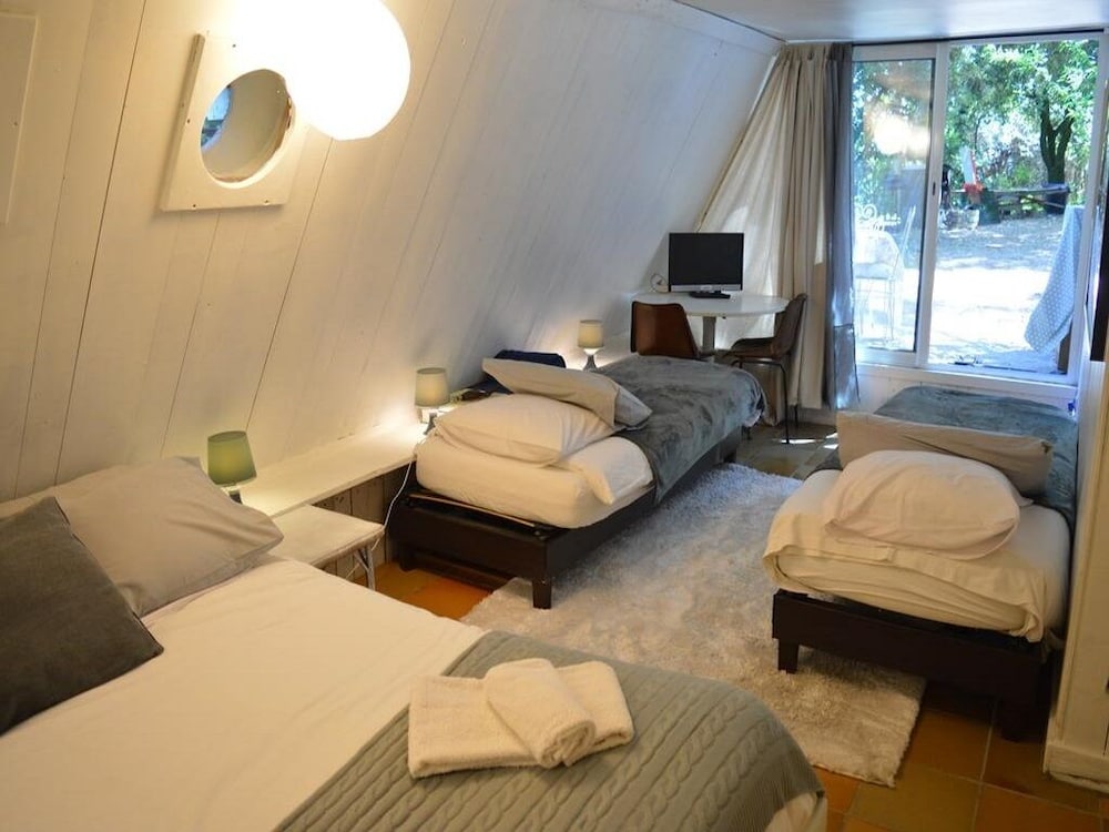 Deluxe Quadruple Room, Ensuite, Garden View (Family Quarters)