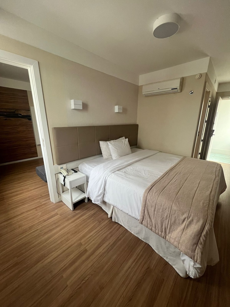 Executive Suite photo 1