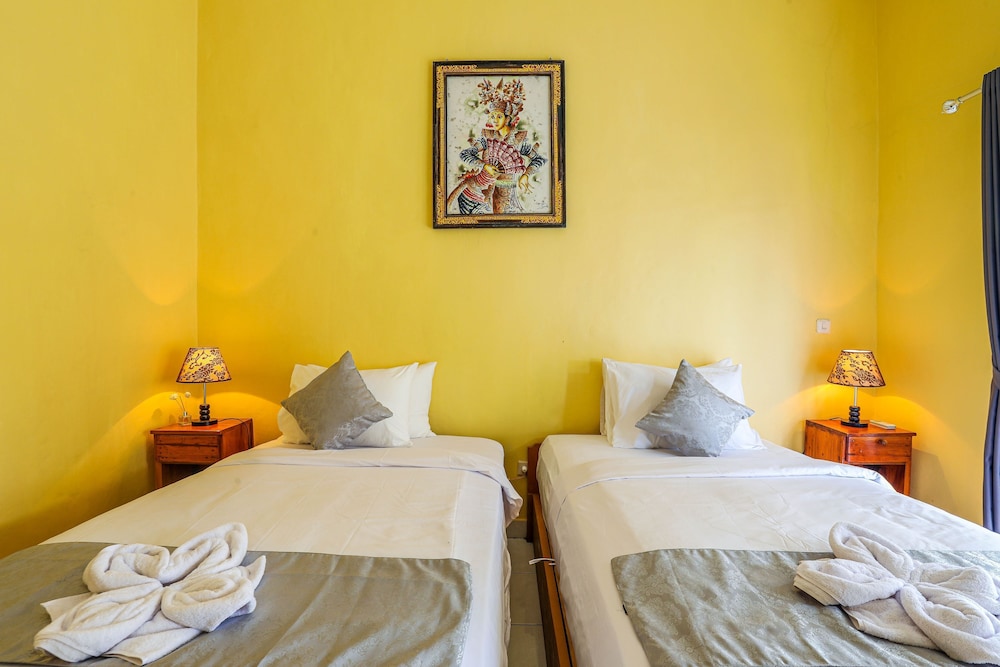 Basic Twin Room - Photo 23