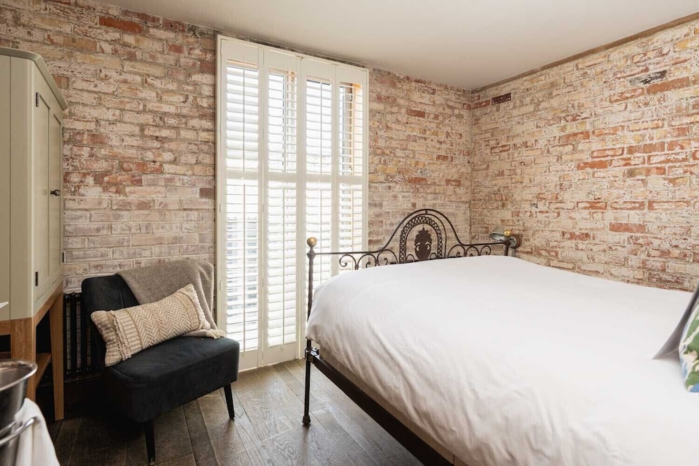 Double Room, Ensuite, Sea View photo 3