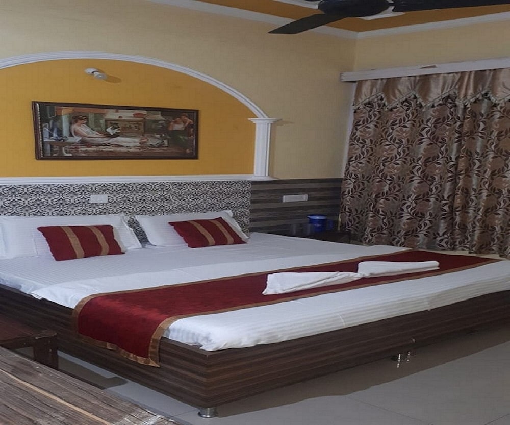 Super Deluxe Room (Non AC) photo 2