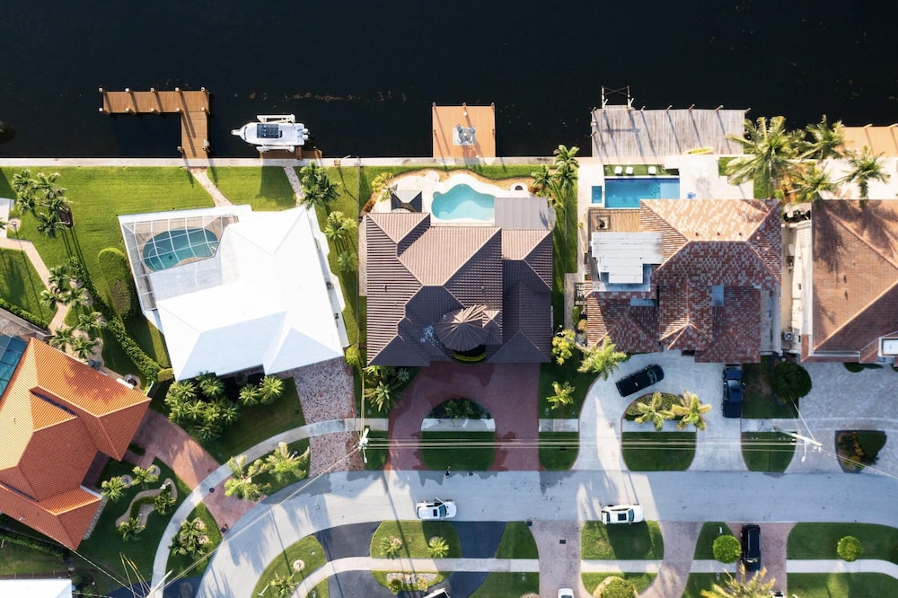 5 Bedroom Luxe Villa on Deep Water Intracoastal, 사진 42
