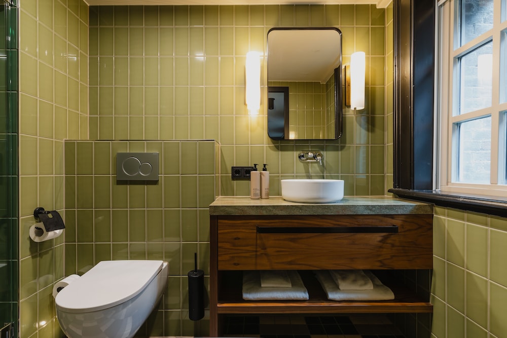 Basic Double Room