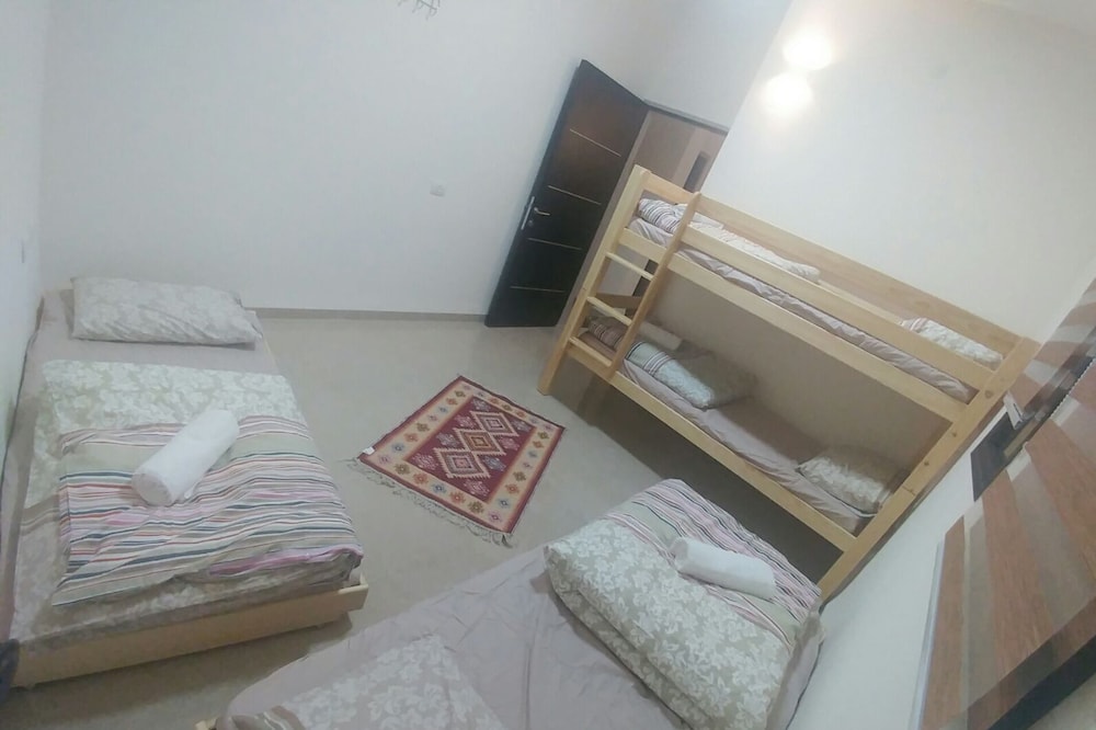 Superior Apartment, 3 Bedrooms photo 2