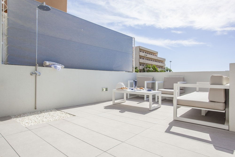 Villa photo 3