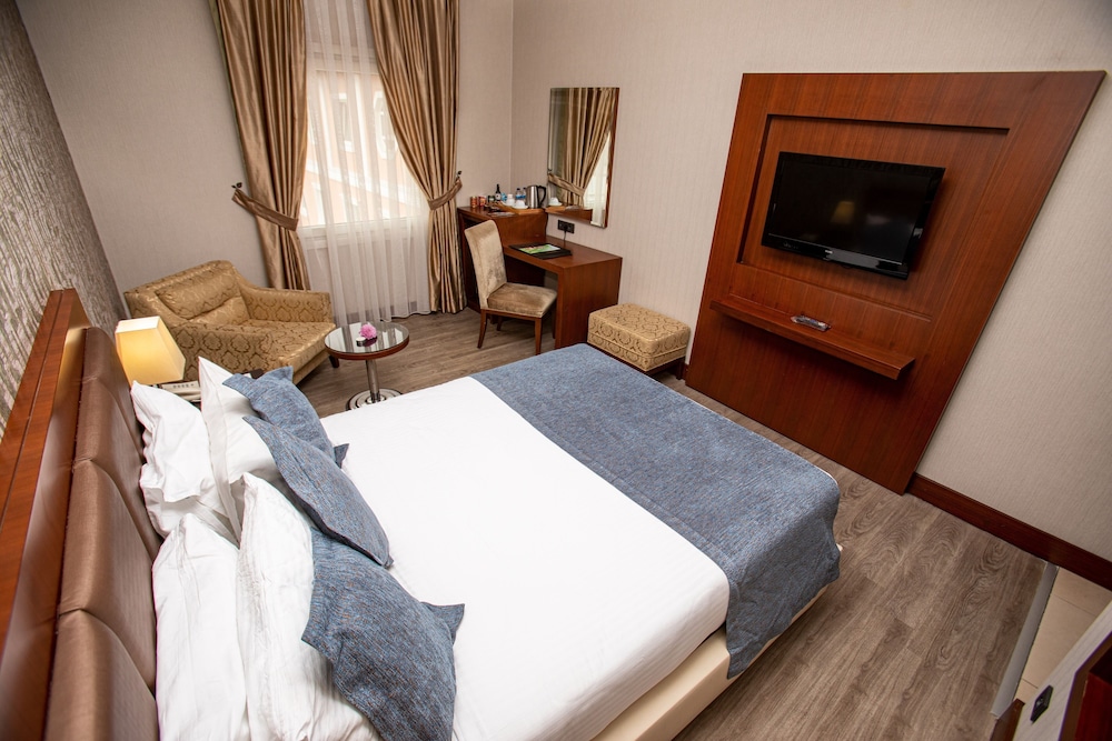 Deluxe Double Room photo 2