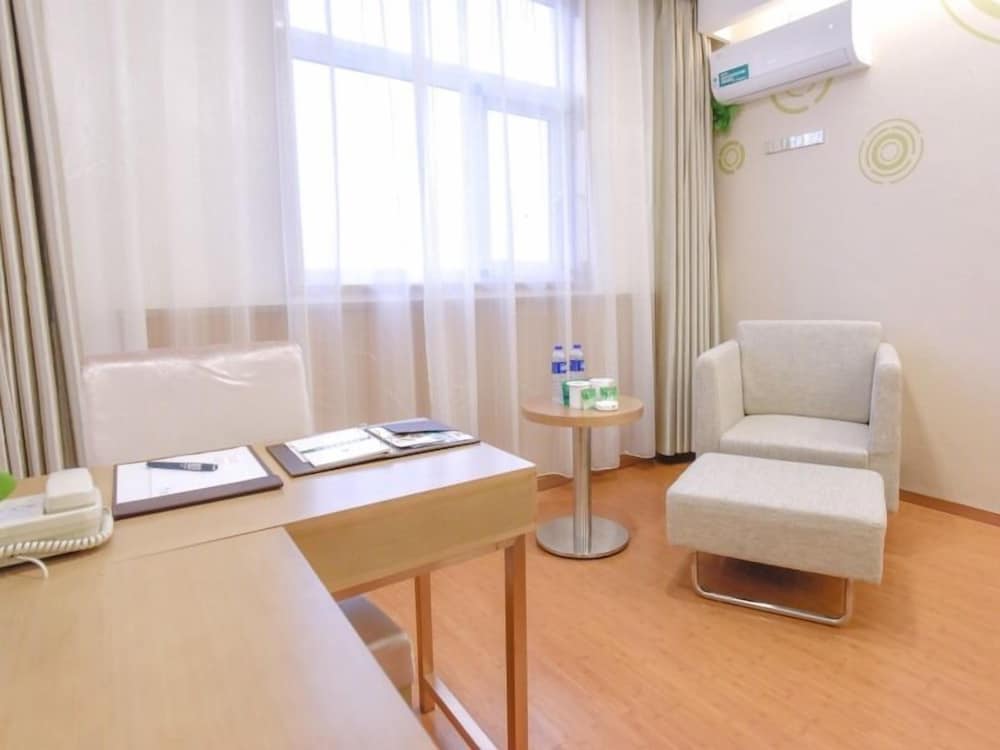Double Room - Photo 8