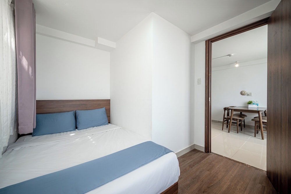 Family Apartment, City View