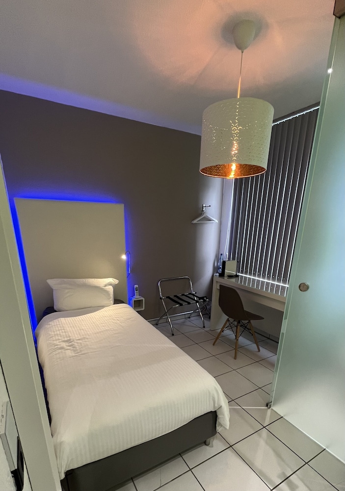 Business Single Room, Non Smoking