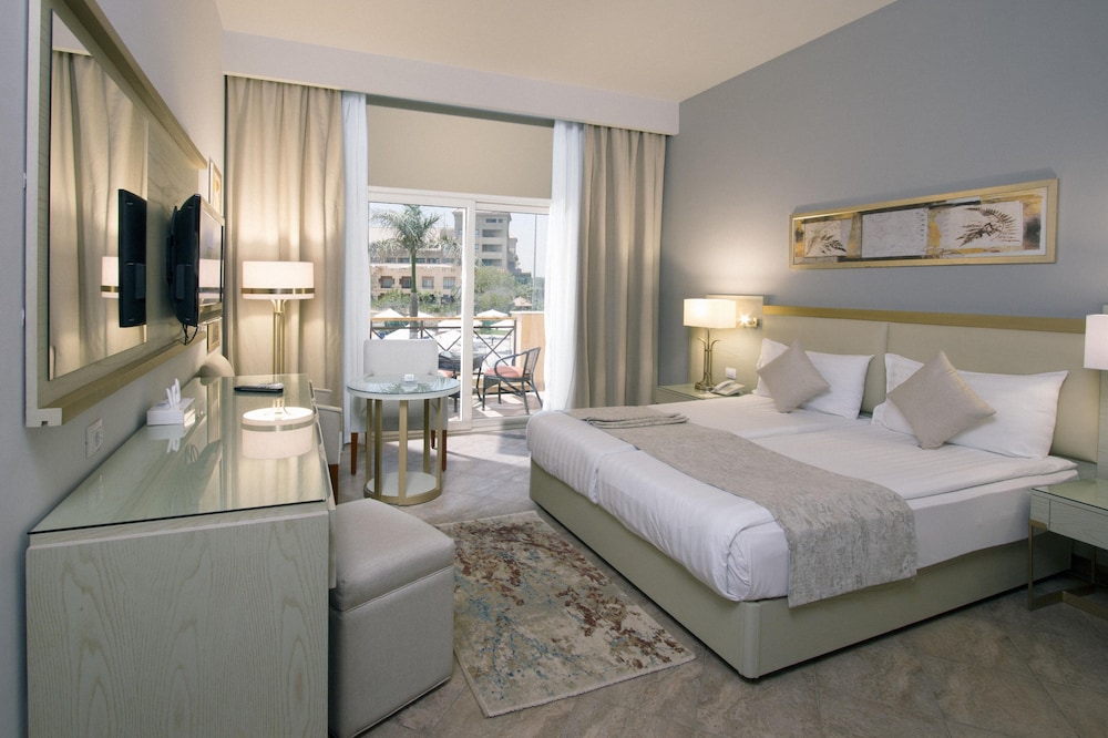 Superior Room - Photo 7