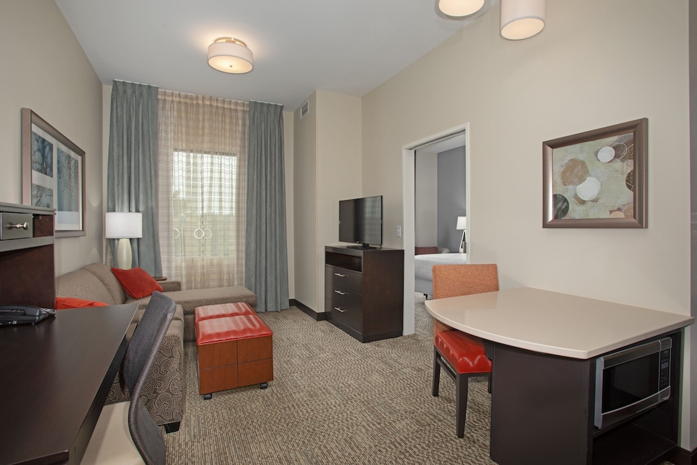 Studio Suite, 1 Queen Bed, Accessible, Kitchen (Communications Accessible) photo 2