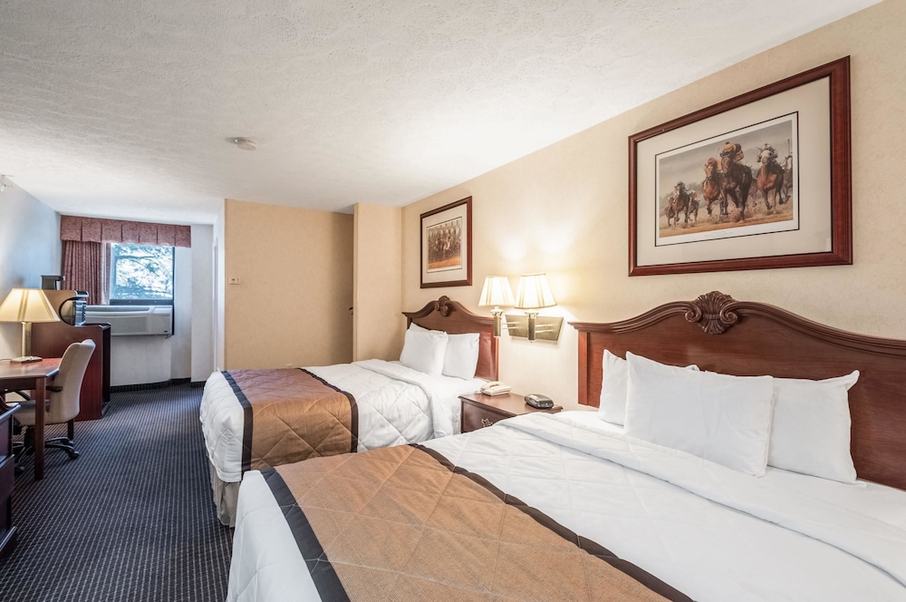 Standard Room, 2 Queen Beds, Non Smoking