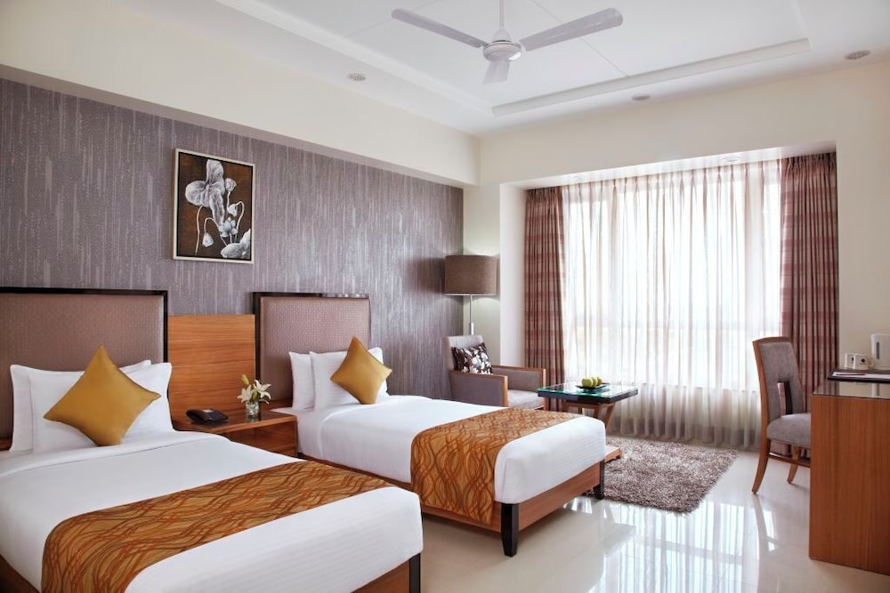 Standard Room, City View photo 3