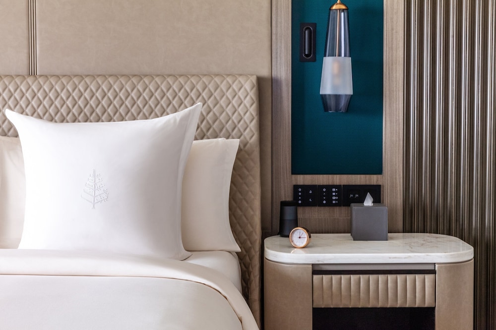Deluxe Room - Photo 2
