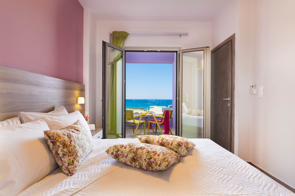 Luxury Apartment, 2 Bedrooms, Sea View