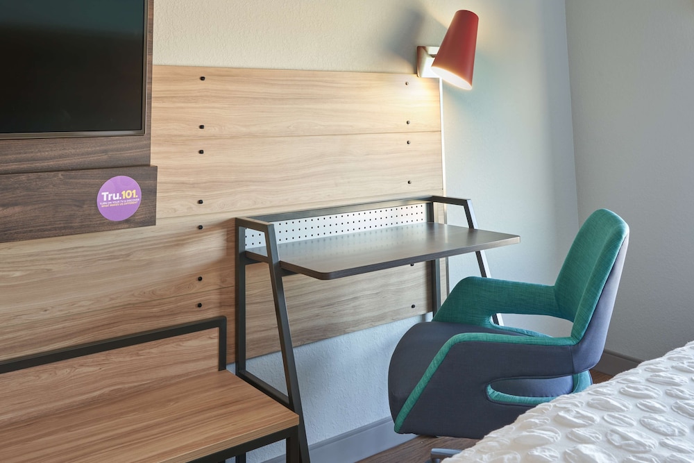 Room, 2 Queen Beds, Accessible (Hearing) - Photo 1