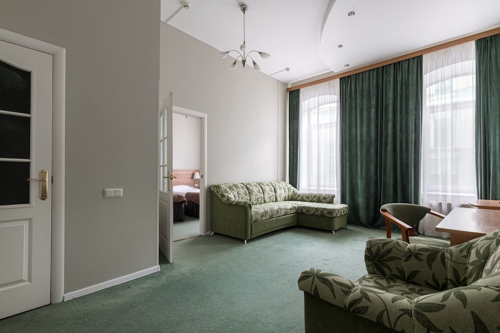 Family Apartment photo 1
