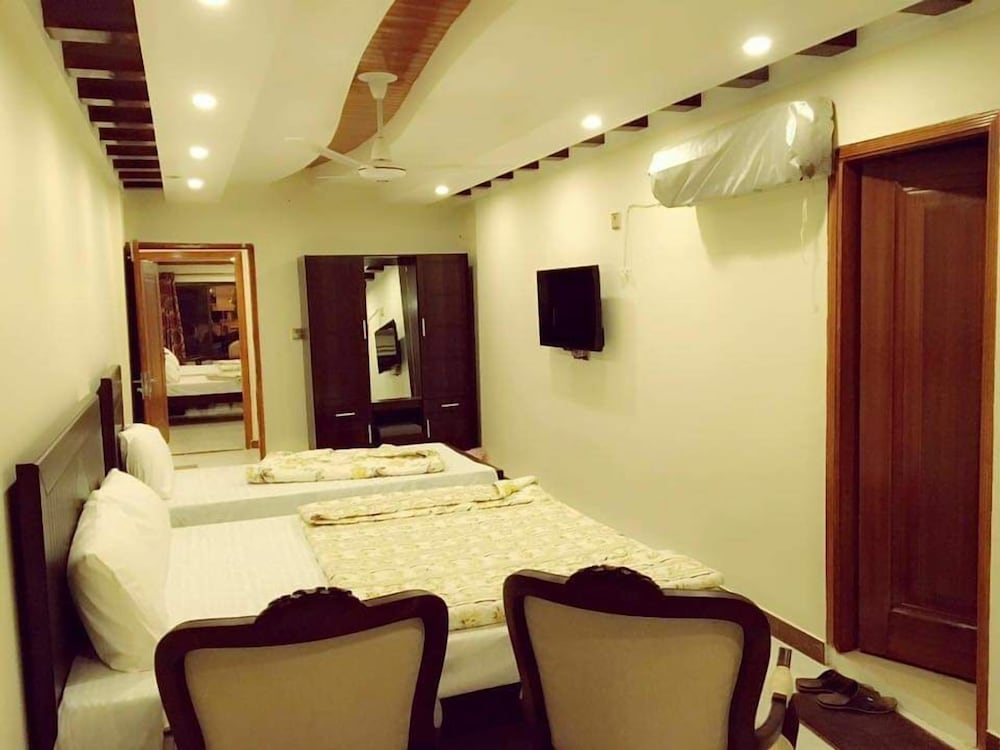Triple Room - Photo 1