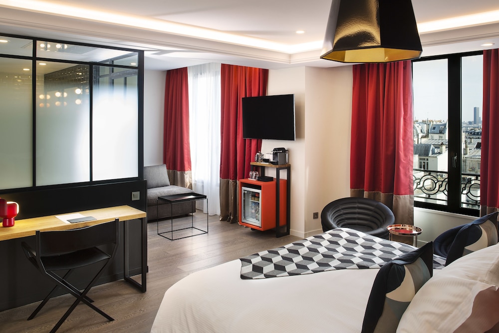 Suite Exclusive Pmr
