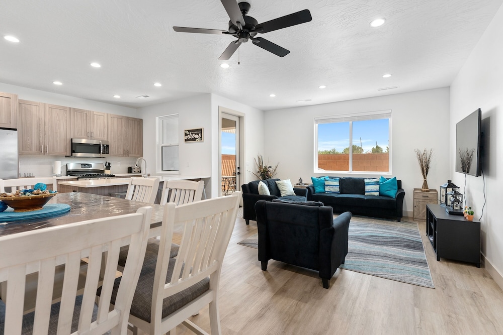 Townhome, 3 Bedrooms