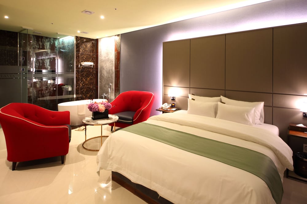 Premier Double Room - Photo 2
