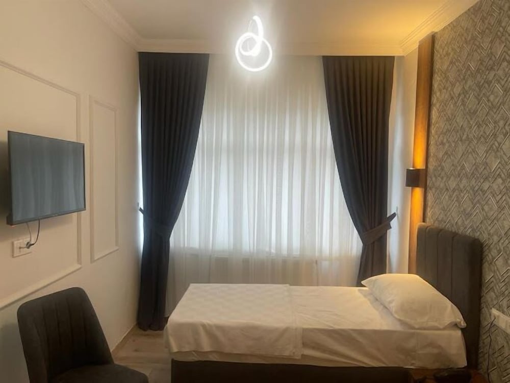 Basic Single Room