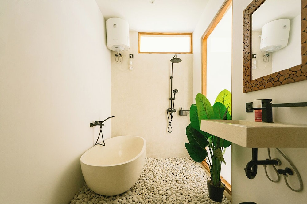 Deluxe Double Room, Pool View photo 3