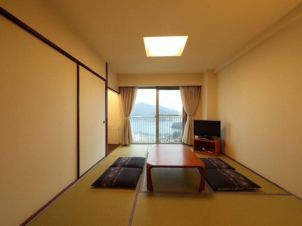 Japanese Western Style Room, Non Smoking - Photo 4