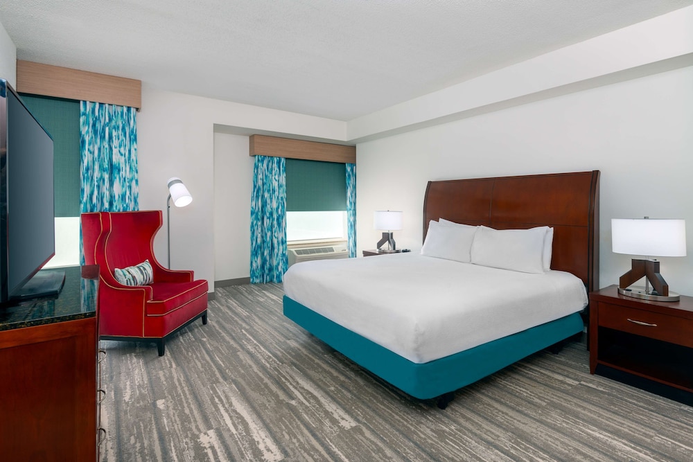 Suite, Accessible - Photo 4