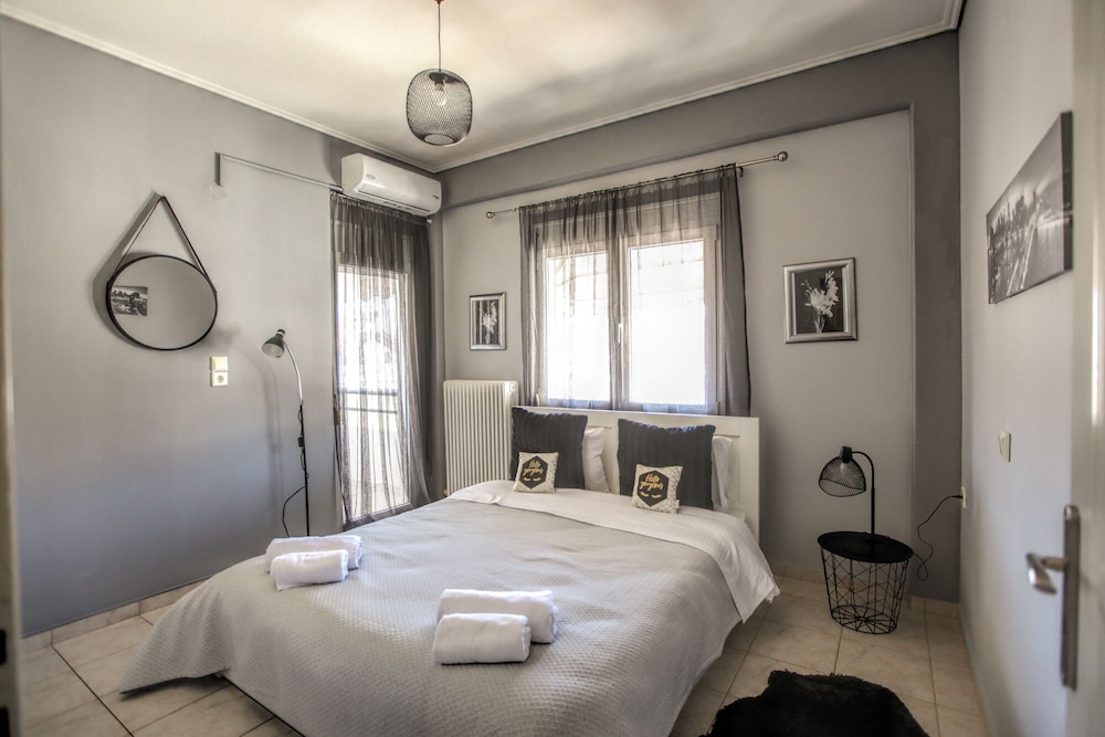 Grand Apartment