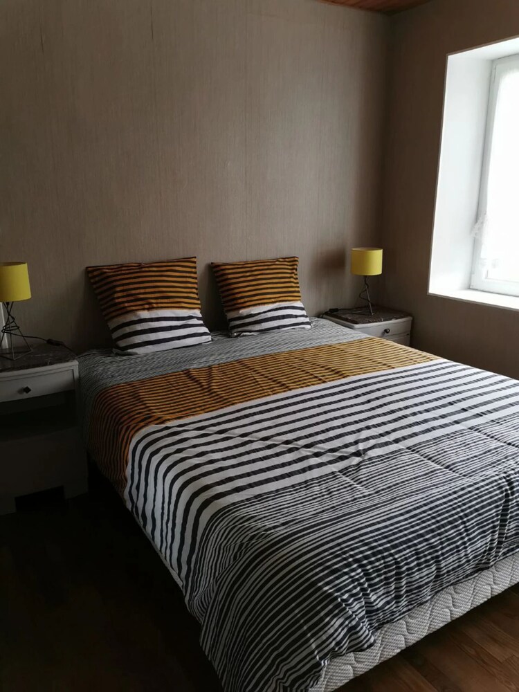 Basic Double Room, Garden View