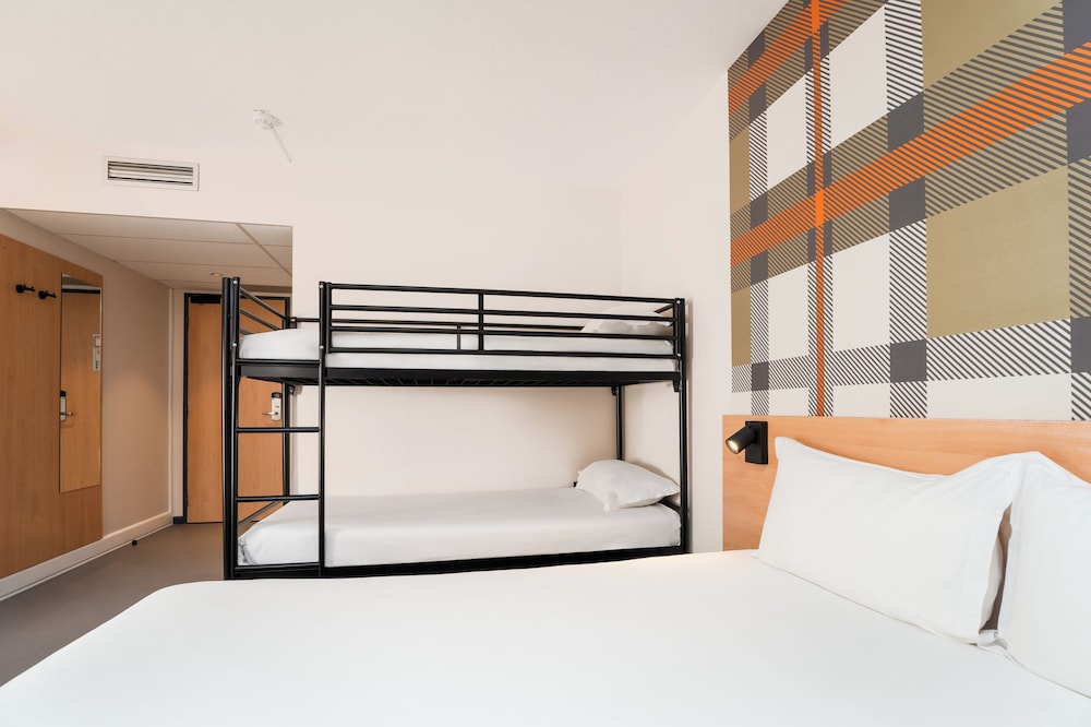 Family Quadruple room with bunkbeds and shower - Photo 5