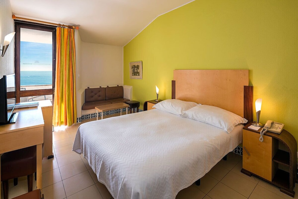 Double Room, City View - Photo 2