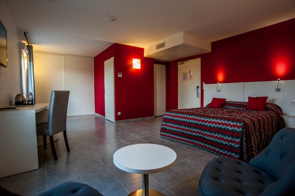 Junior Suite, Multiple Beds, Bathtub photo 3