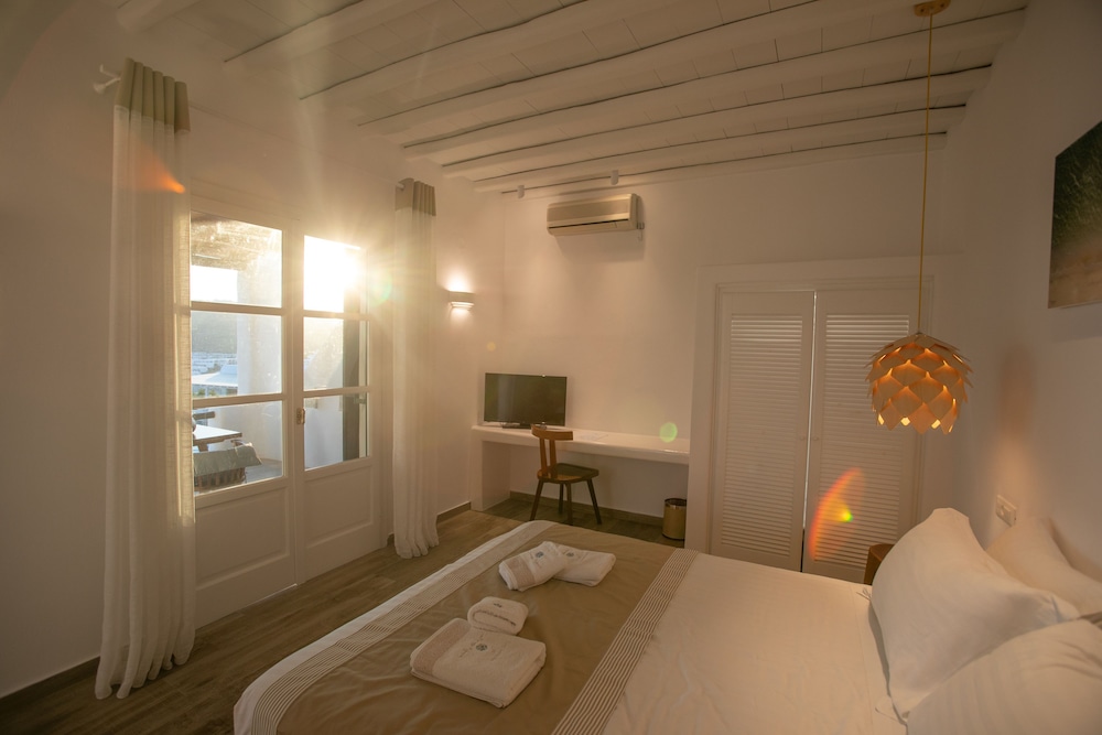 Suite, Sea View photo 1